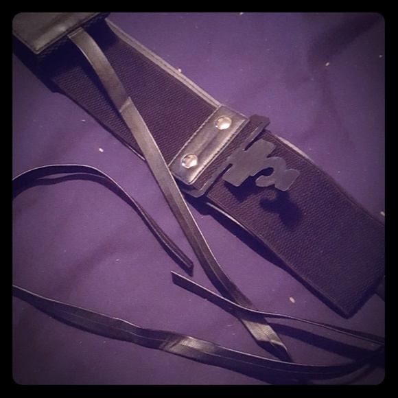 Belt - Picture 1 of 1
